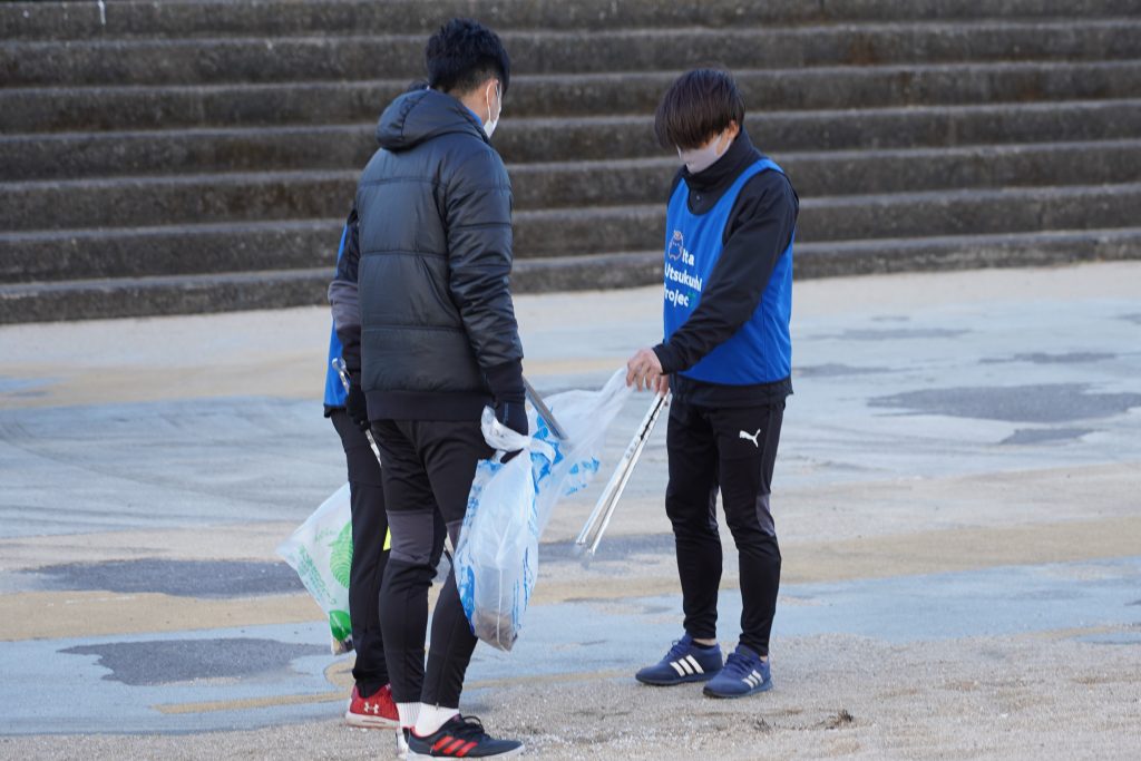 ビーチクリーンの様子